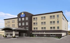 Days Inn And Suites Winnipeg Airport